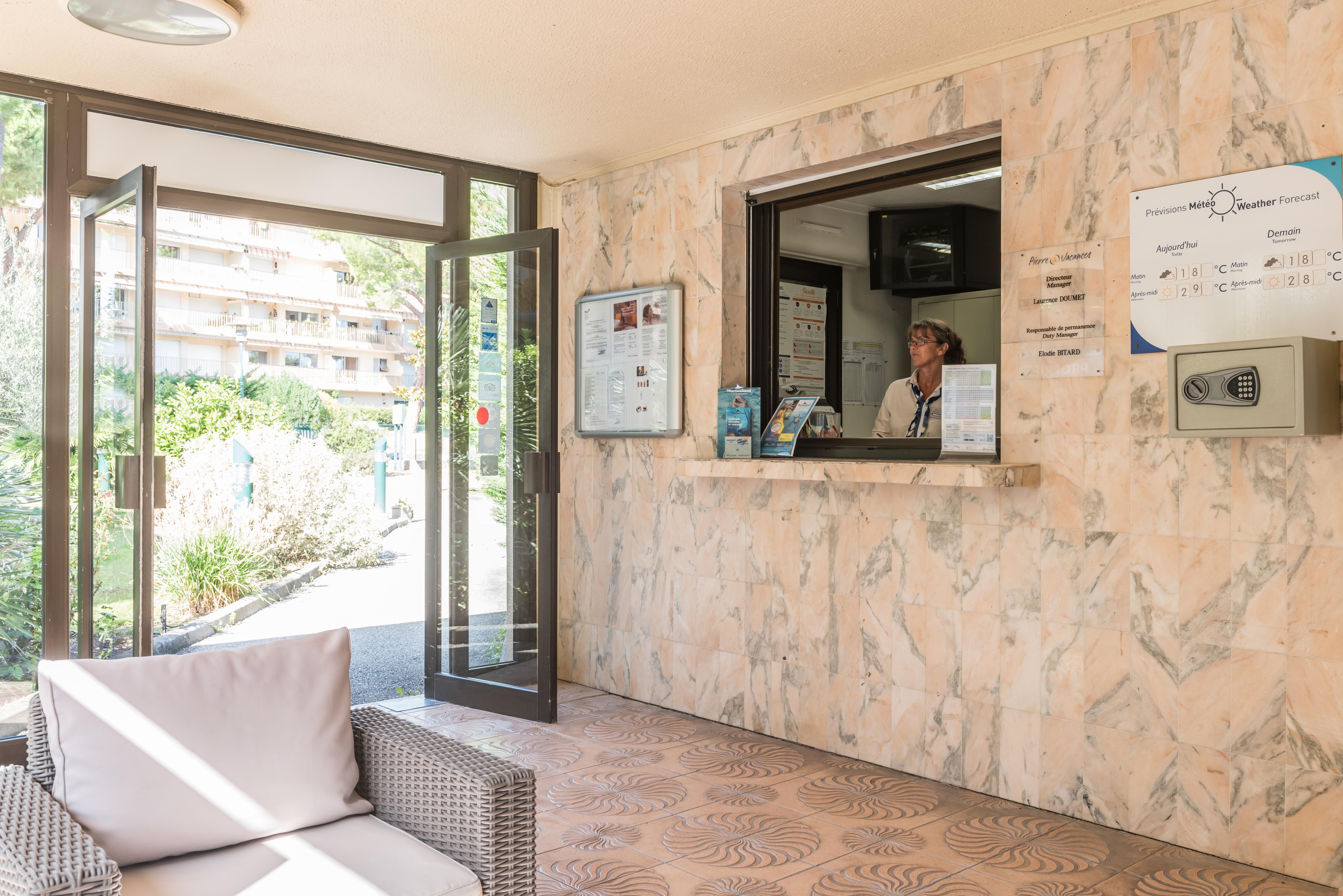 מאנדליה-לה-נאפול Residence Pierre & Vacances Les Jardins Ombrages מראה חיצוני תמונה