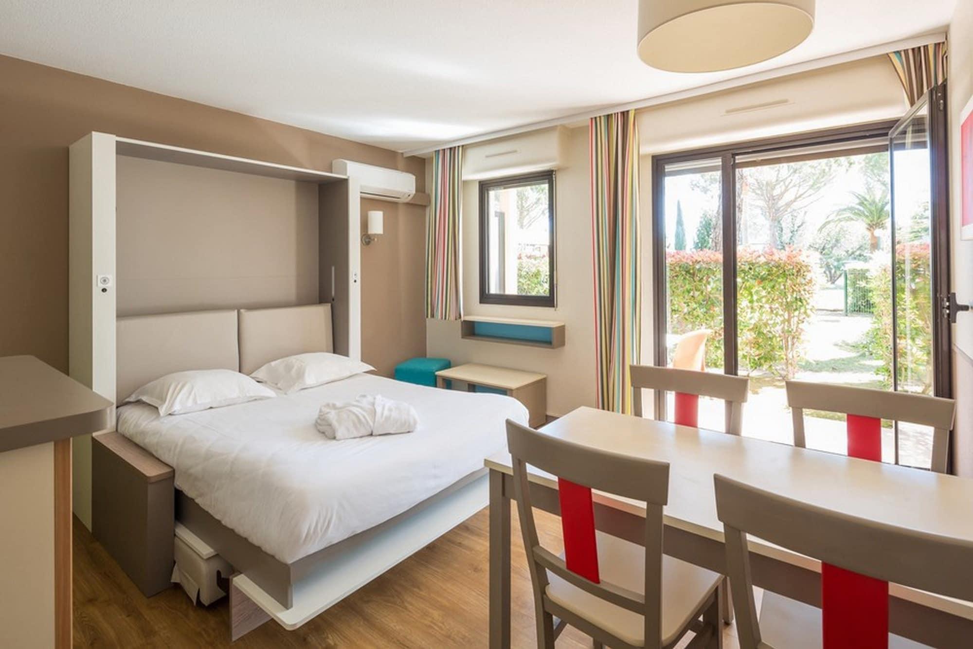 מאנדליה-לה-נאפול Residence Pierre & Vacances Les Jardins Ombrages מראה חיצוני תמונה