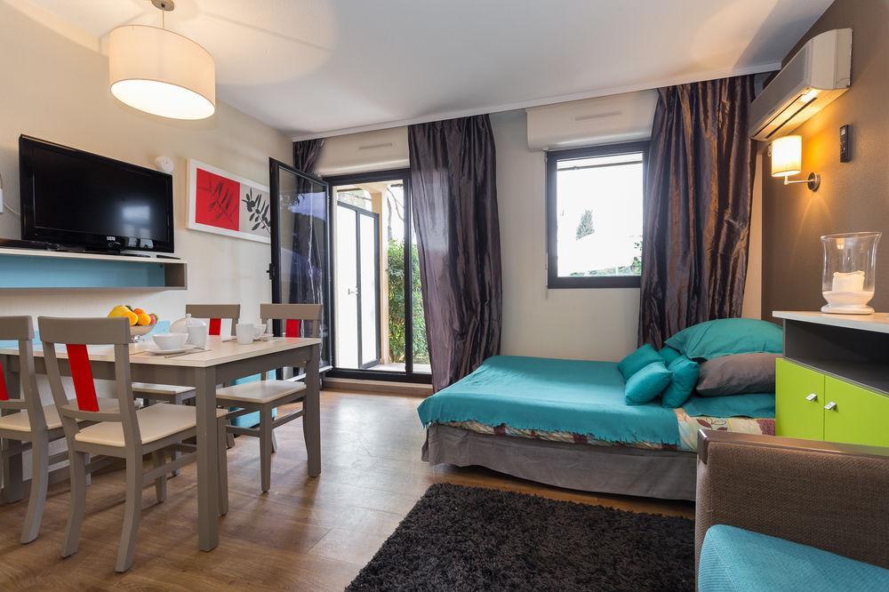 מאנדליה-לה-נאפול Residence Pierre & Vacances Les Jardins Ombrages מראה חיצוני תמונה