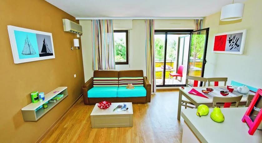 מאנדליה-לה-נאפול Residence Pierre & Vacances Les Jardins Ombrages מראה חיצוני תמונה